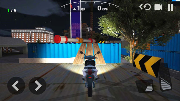 疯狂竞速摩托车官网版