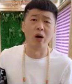 秋天的第一包华子图片
